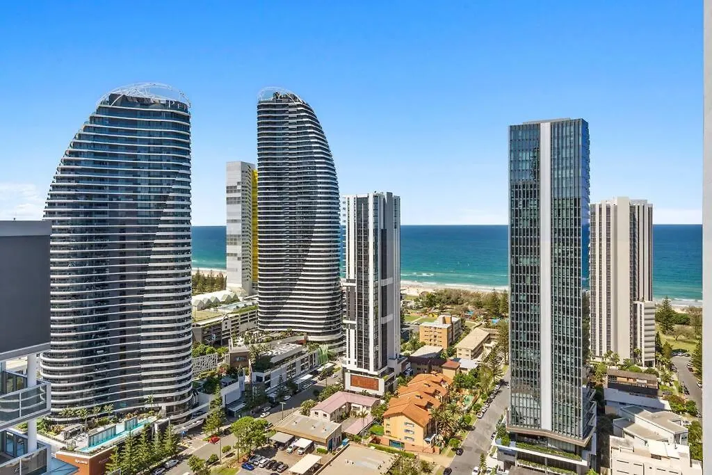 Broadbeach 2B2B Apt Free Parking Gold Coast