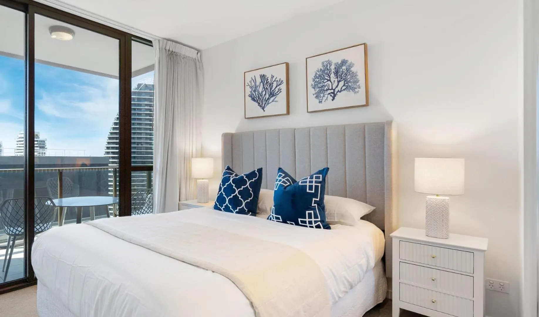 Lejlighed Broadbeach 2B2B Apt Free Parking Gold Coast